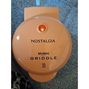 Nostalgia My Mini 5" Non Stick Surface Griddle For Burgers Pancakes Cookies New
